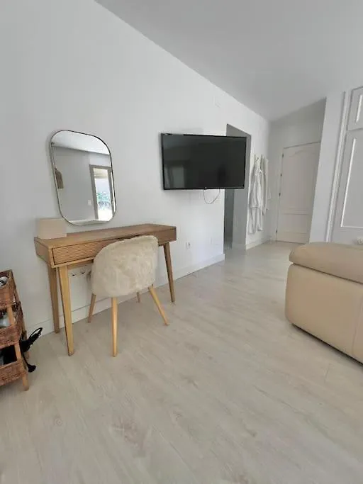 Villa De Lujo En Playamar Torremolinos Spain